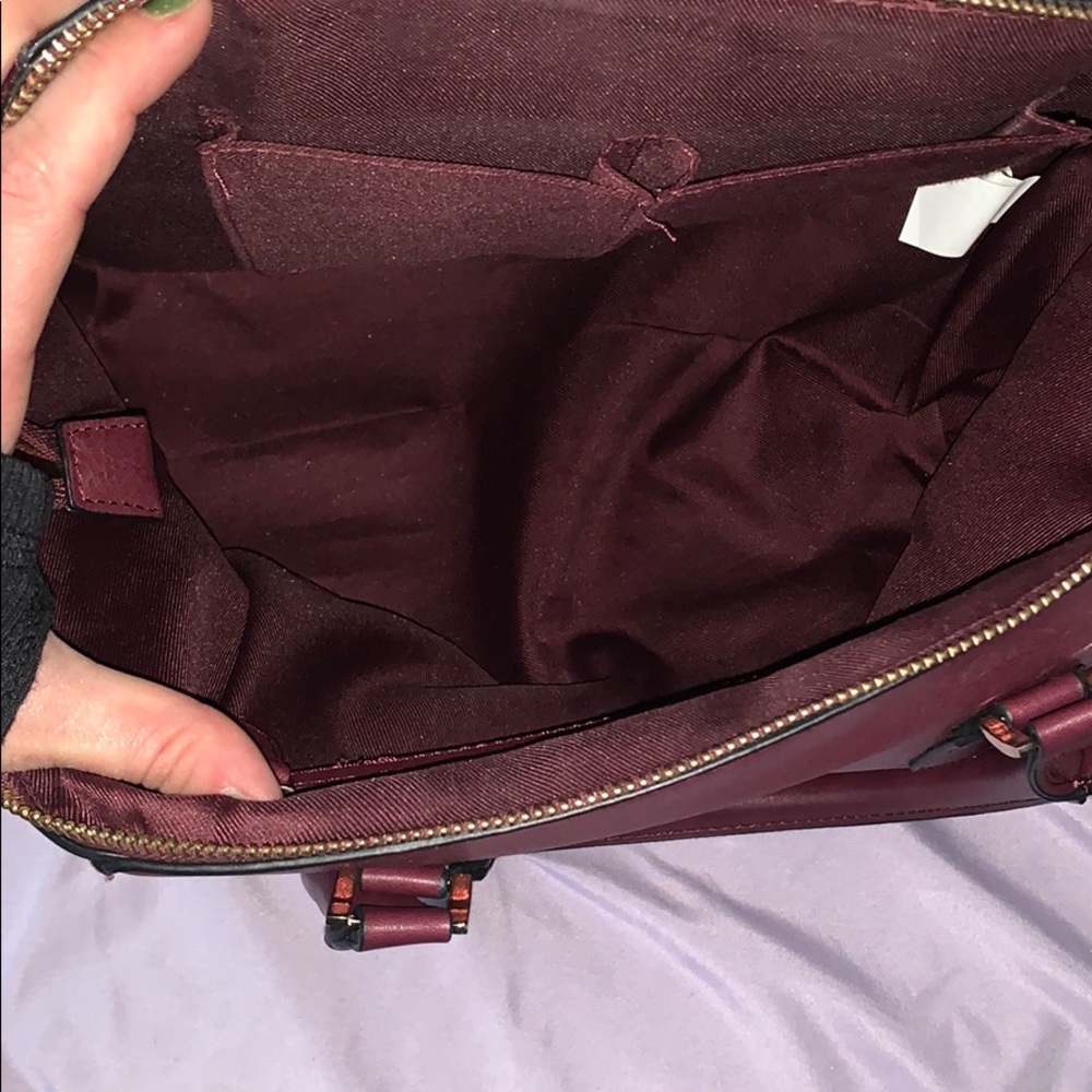 Perfect Condition. Barely Used Handbag! - image 2